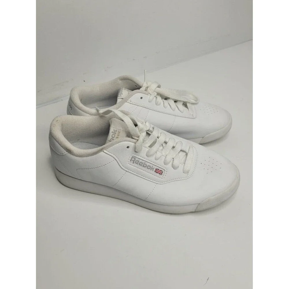 Reebok Women's Princess Walking Shoes white lace up comfortable size 7